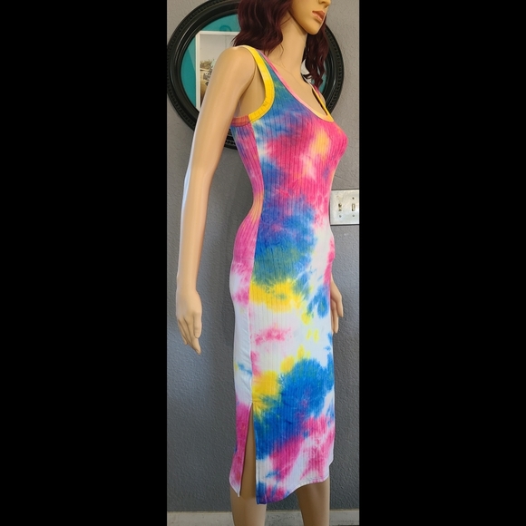 NWOT Awesome Tie Dye Dress - Picture 4 of 16